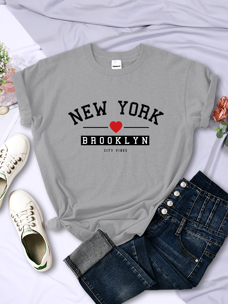 Street Fashion Of New York - New York Brooklyn City Vibes Letter