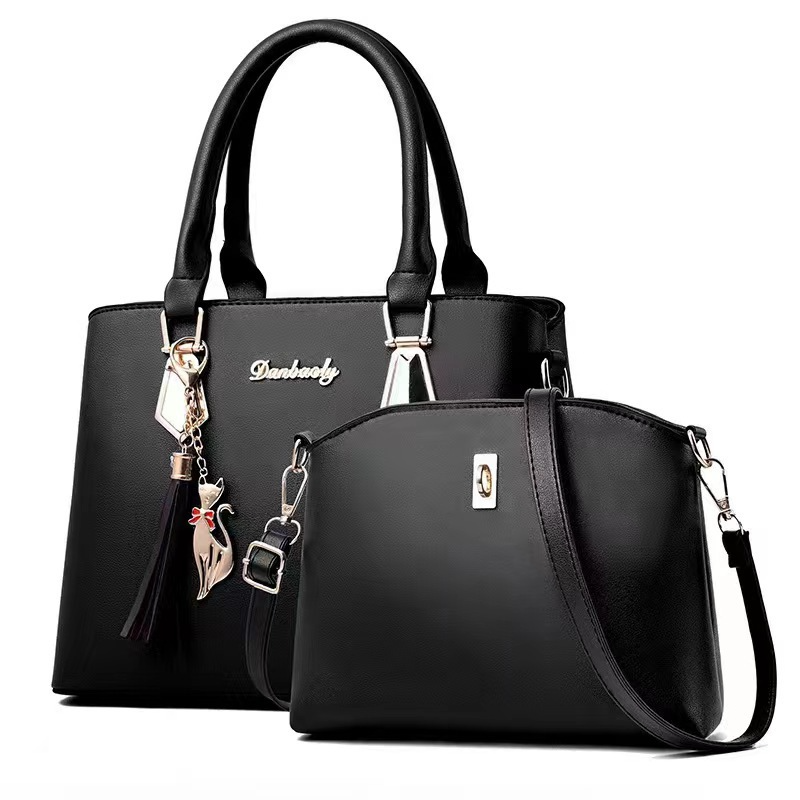 Fashionable women's handbag se - đánh giá và giá Street Fashion Photography