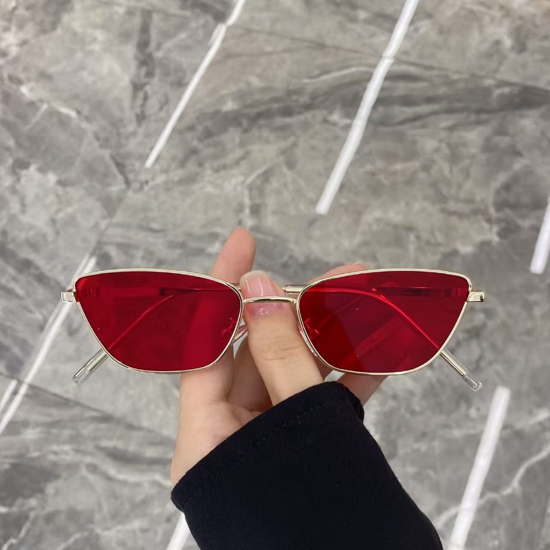 Fashionable Rhombus-Shaped Met - đánh giá và giá Street Fashion Photography