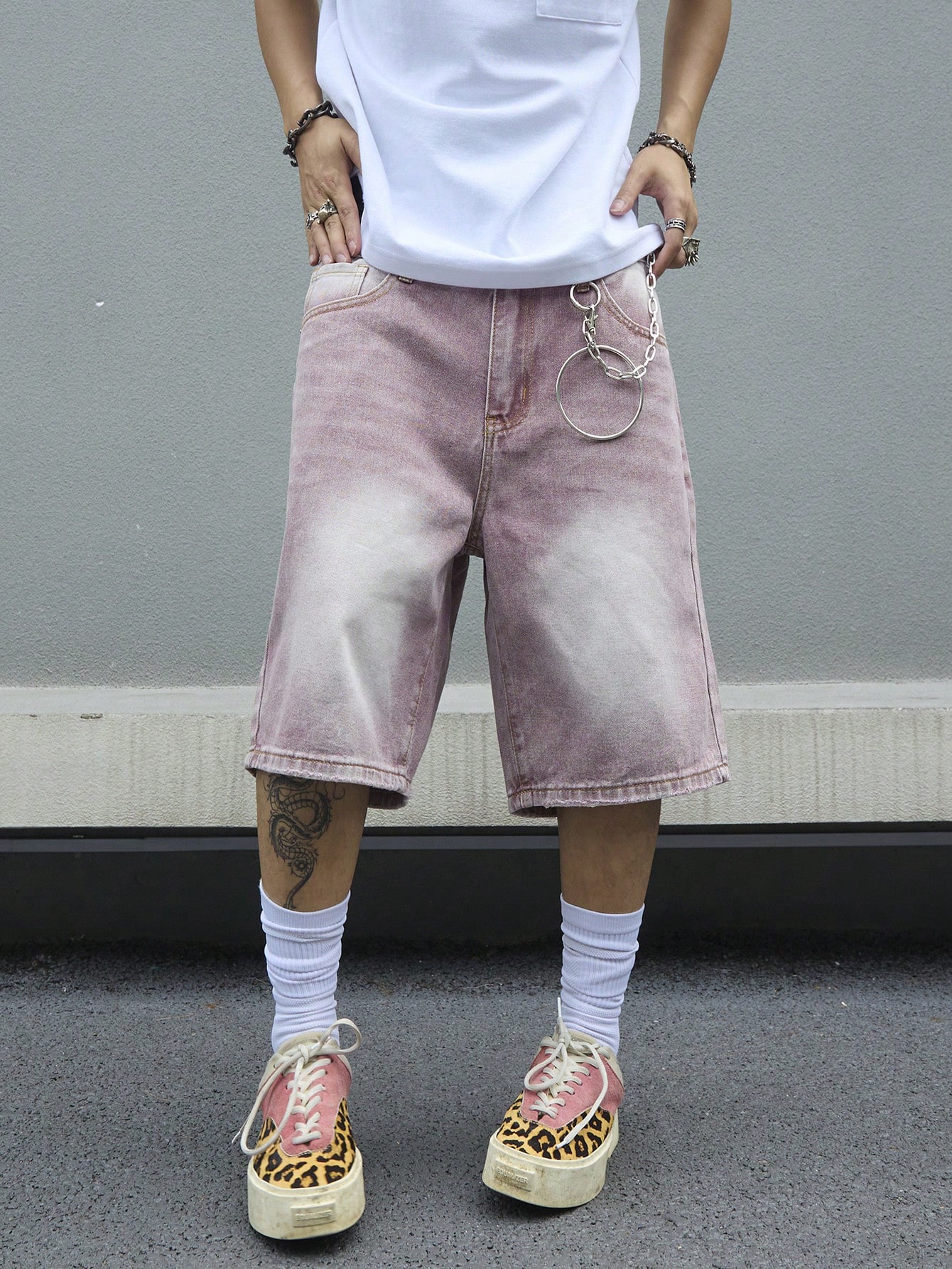 Men's Pink Gradient Denim Shor - đánh giá và giá Street Fashion Baggy