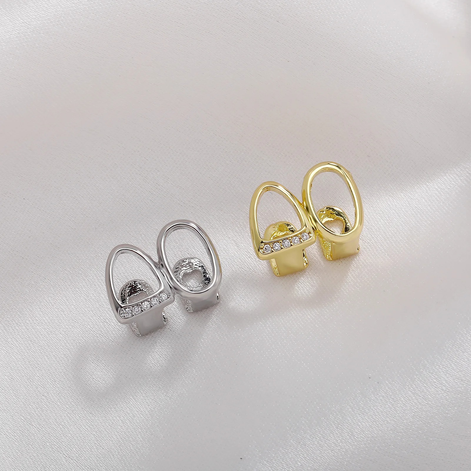 Iced Out Zircon Double Hollow  - đánh giá và giá Street Fashion Jewelry